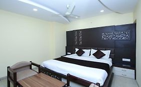 Hotel Rahul